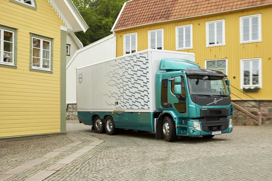  Volvo FE 350 with Spier Body 2017 года  (фото 1 из 5)